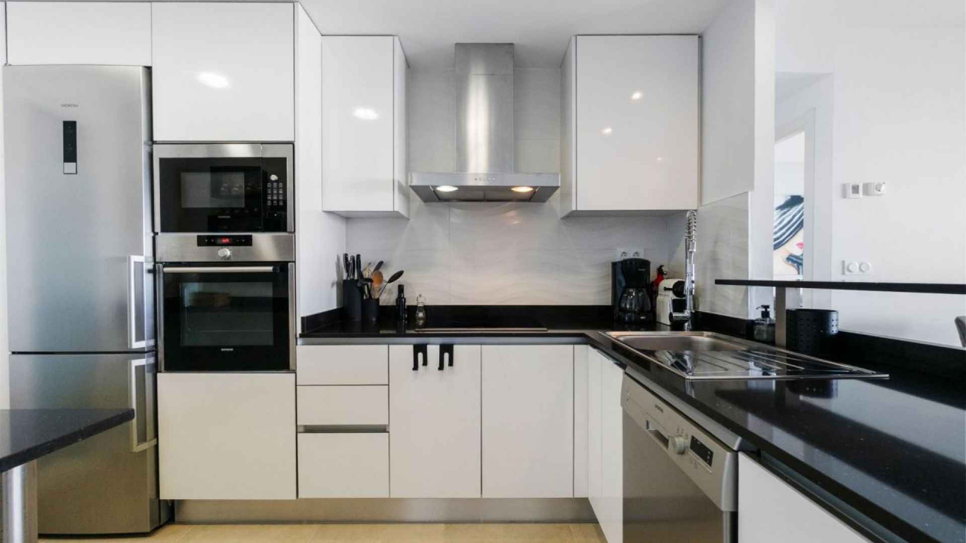 resale-apartment-torrevieja-punta-prima_158451_xl