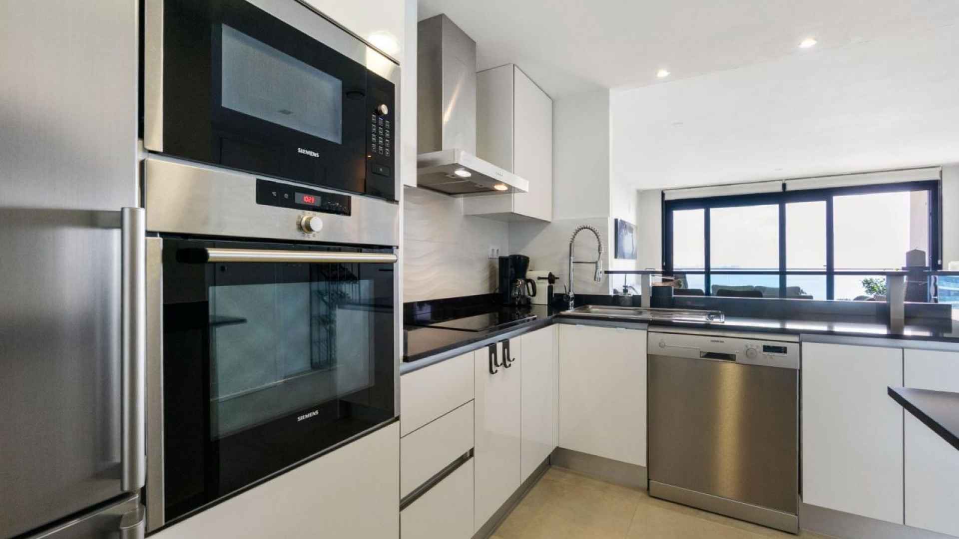 resale-apartment-torrevieja-punta-prima_158452_xl
