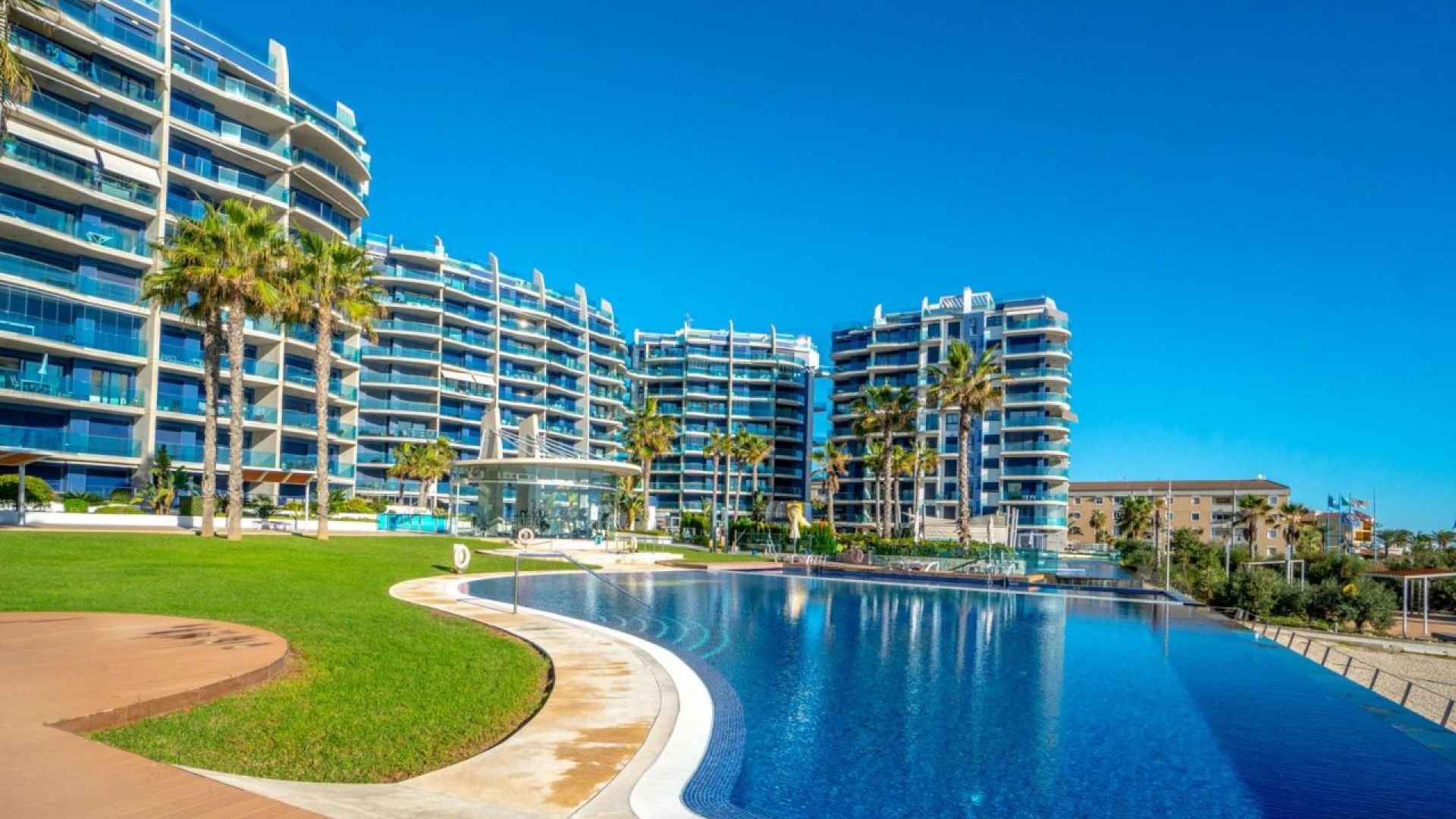 resale-apartment-torrevieja-punta-prima_158463_xl