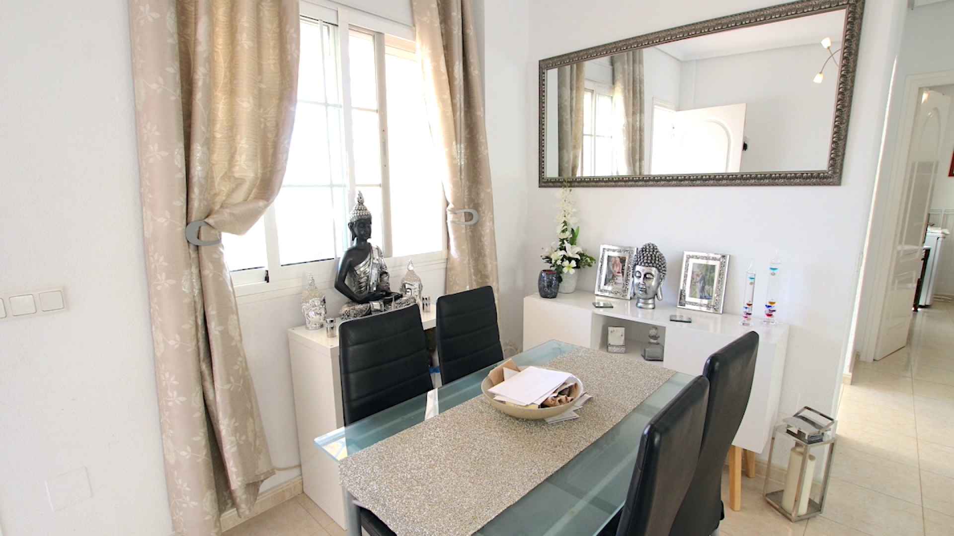 49024_fabulous_3_bed_semi_detached_property_with_use_of_a_heated_pool_020625091040_img_3272