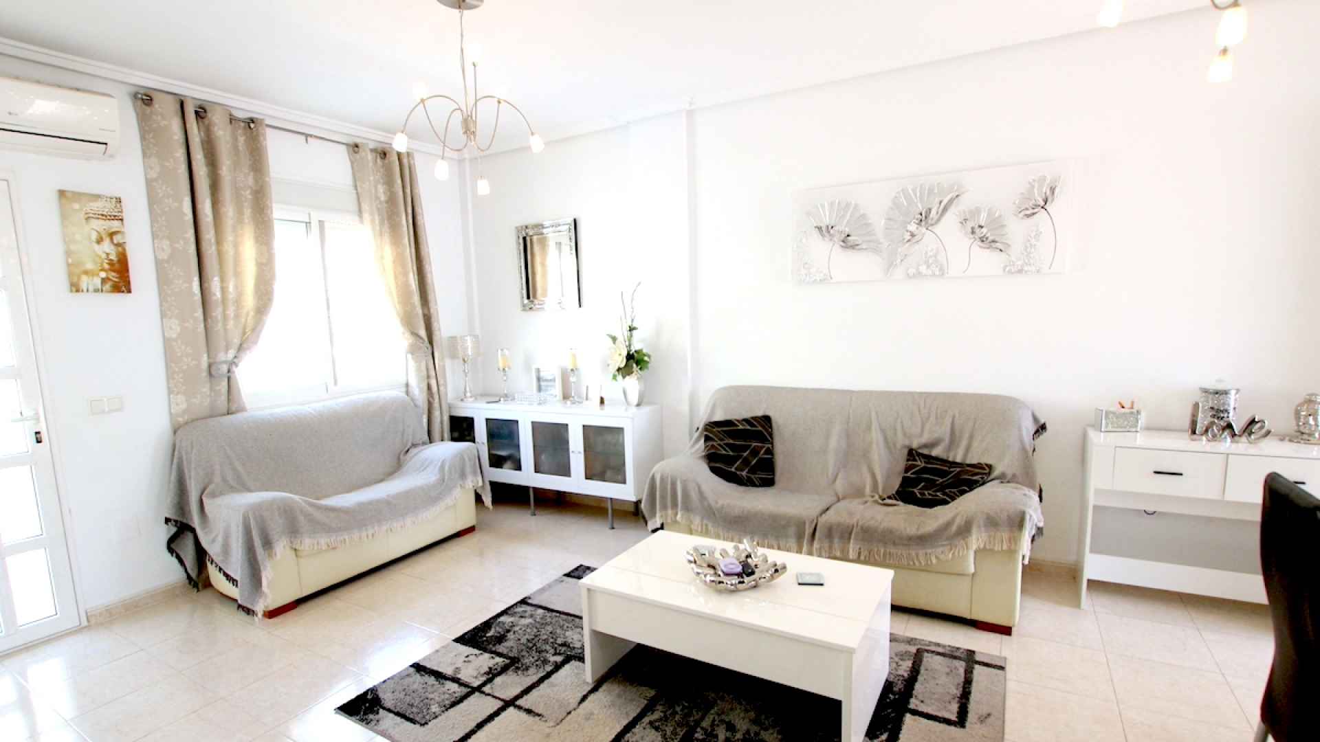 49024_fabulous_3_bed_semi_detached_property_with_use_of_a_heated_pool_020625091042_img_3293