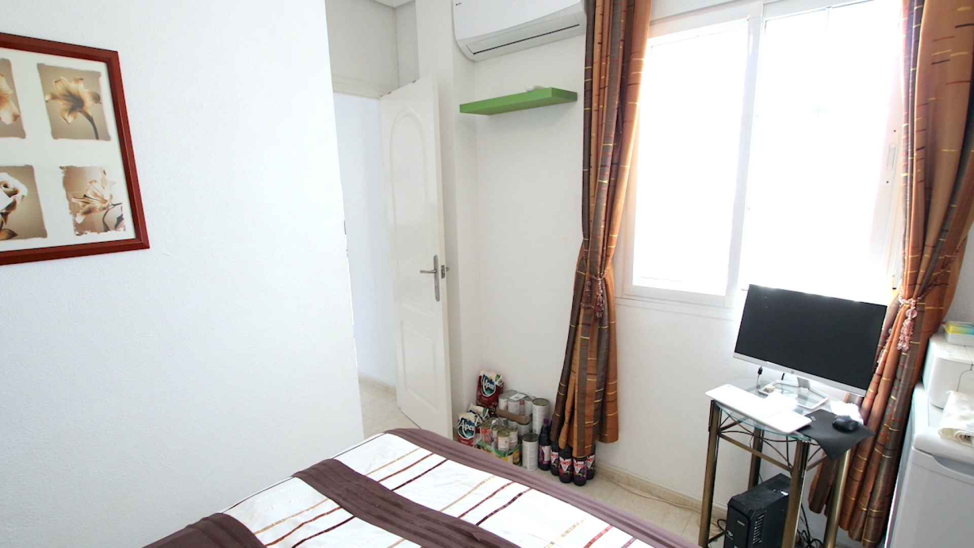 49024_fabulous_3_bed_semi_detached_property_with_use_of_a_heated_pool_020625091042_img_3303
