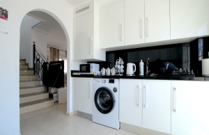 49024_fabulous_3_bed_semi_detached_property_with_use_of_a_heated_pool_020625091038_img_3283