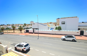 49024_fabulous_3_bed_semi_detached_property_with_use_of_a_heated_pool_020625091043_img_3333