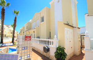49024_fabulous_3_bed_semi_detached_property_with_use_of_a_heated_pool_020625091044_img_3372