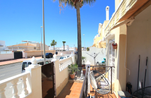 49024_fabulous_3_bed_semi_detached_property_with_use_of_a_heated_pool_020625091046_img_3355