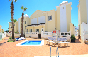 49024_fabulous_3_bed_semi_detached_property_with_use_of_a_heated_pool_020625091046_img_3360