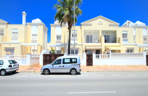 49024_fabulous_3_bed_semi_detached_property_with_use_of_a_heated_pool_020625091046_img_3388