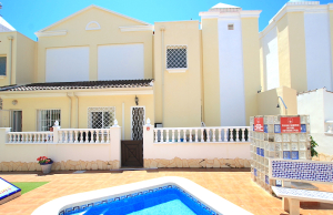 49024_fabulous_3_bed_semi_detached_property_with_use_of_a_heated_pool_020625091047_img_3363