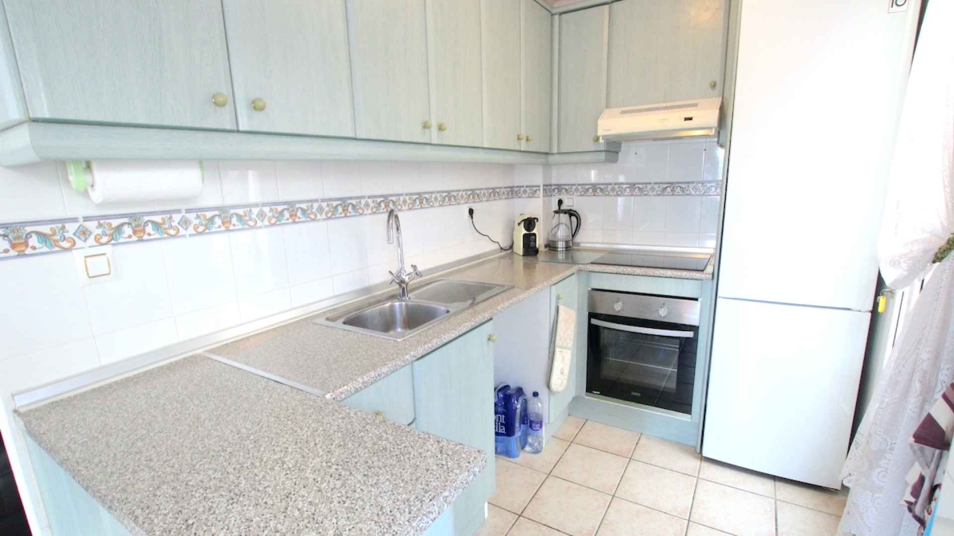 49032_wonderful_three_bedroom_end_townhouse_with_sea_views_060625140551_img_3708