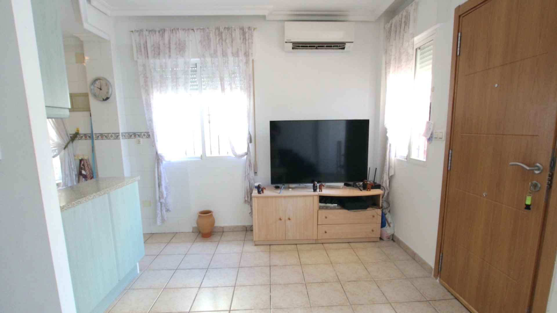 49032_wonderful_three_bedroom_end_townhouse_with_sea_views_060625140554_img_3699