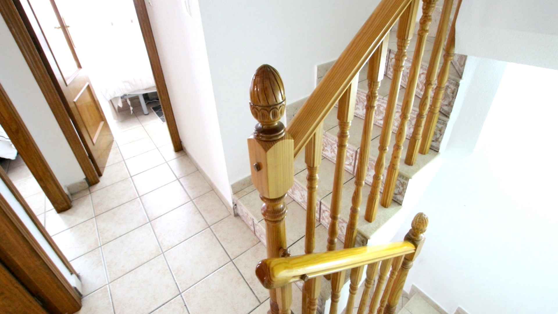 49032_wonderful_three_bedroom_end_townhouse_with_sea_views_060625140559_img_3729