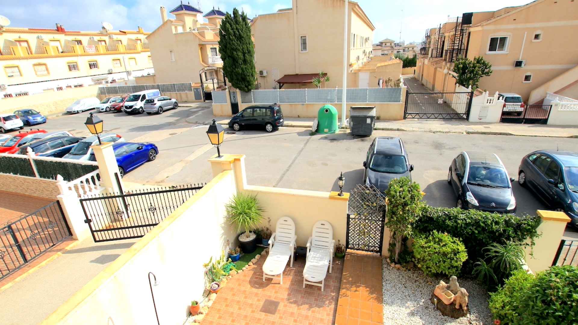 49032_wonderful_three_bedroom_end_townhouse_with_sea_views_060625140601_img_3745