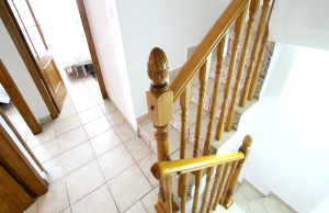 49032_wonderful_three_bedroom_end_townhouse_with_sea_views_060625140559_img_3729