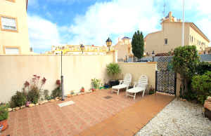 49032_wonderful_three_bedroom_end_townhouse_with_sea_views_060625140559_img_3802