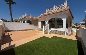 200-4125, Five Bedroom Villa In La Fiesta, Ciudad Quesada.