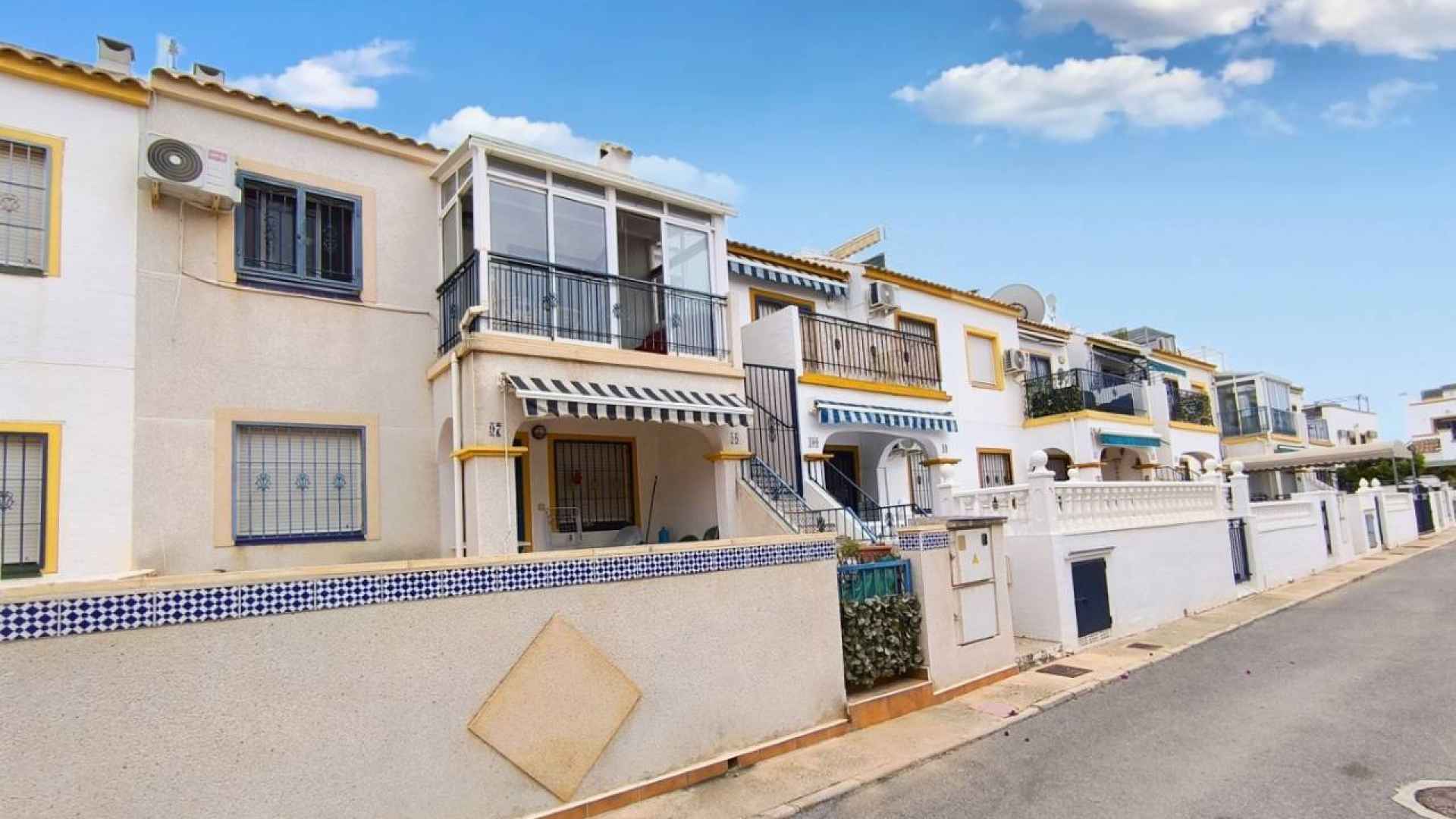 re-sale-apartment-torrevieja-jardin-del-mar_70076_xl