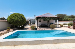Ref:200-4142-Three Bedroom Detached Villa In La Marina.-Alicante-Spain-Villa-Resale