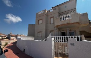 200-4152, Two Bedroom Ground Floor Apartment In La Marquesa, Ciudad Quesada.