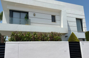 200-4179, Four Bedroom Corner Plot Villa In Dona Pepa, Ciudad Quesada.