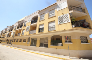 200-4223, Two Bedroom Ground Floor Apartment In Formentera Del Segura.
