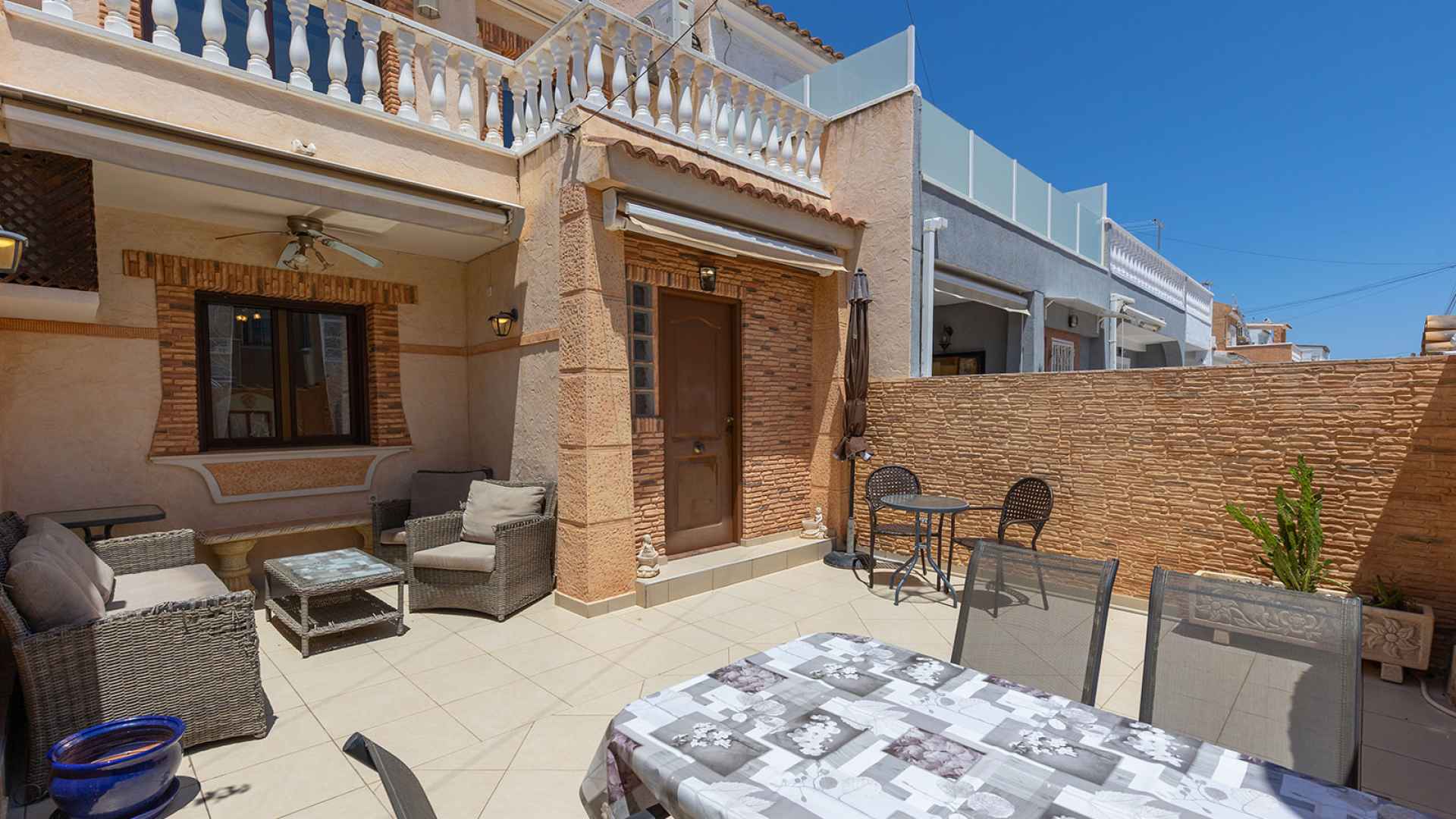 0310acae-7214-4971-b3b3-e08bd98a6034