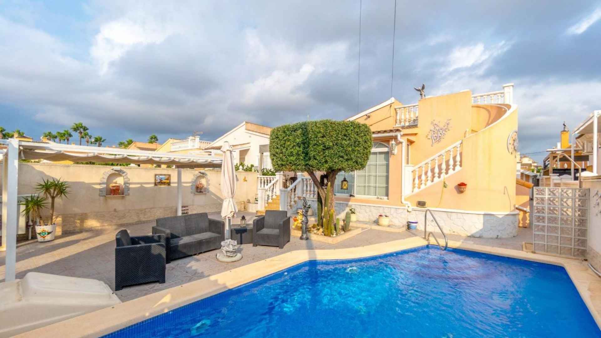 resale-detached-villa-orihuela-costa-playa-flamenca_160795_xl (1)
