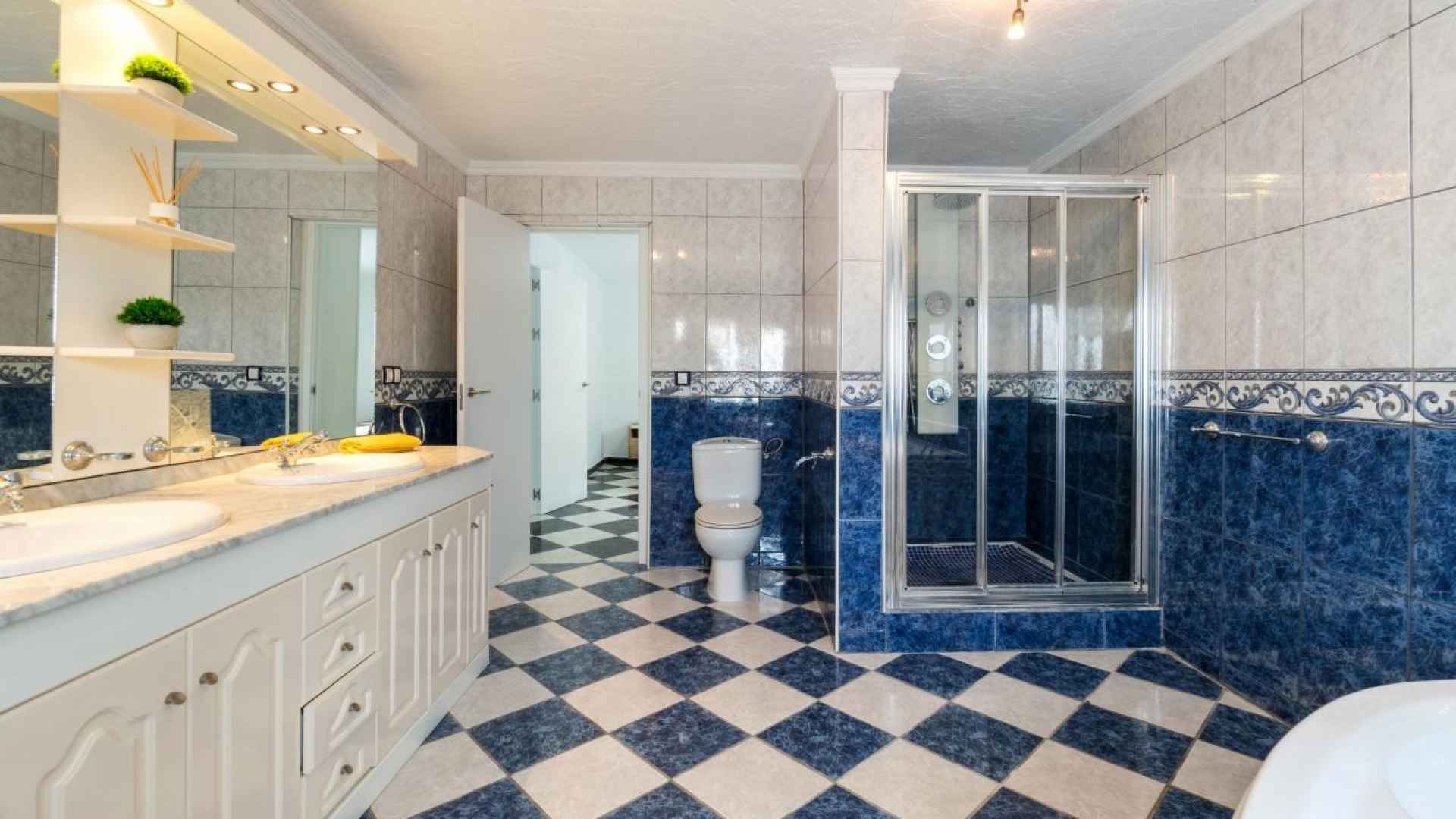 resale-detached-villa-rojales-pueblo-bravo_160708_xl (1)
