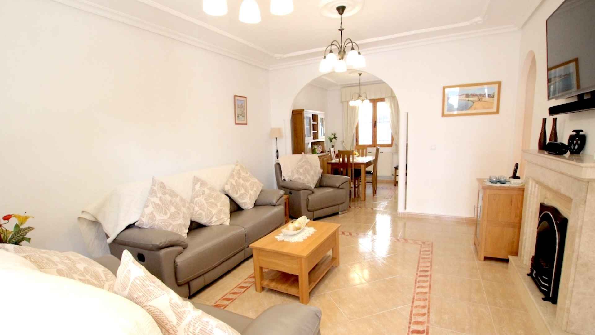 49095_stunning_3_bedroom_coastal_semi_detached_villa_280725133529_img_5482