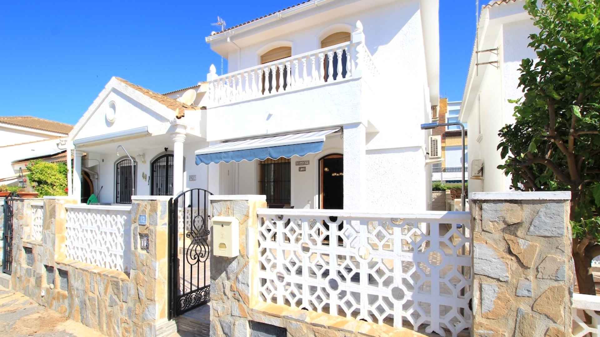 49095_stunning_3_bedroom_coastal_semi_detached_villa_280725133535_img_5474