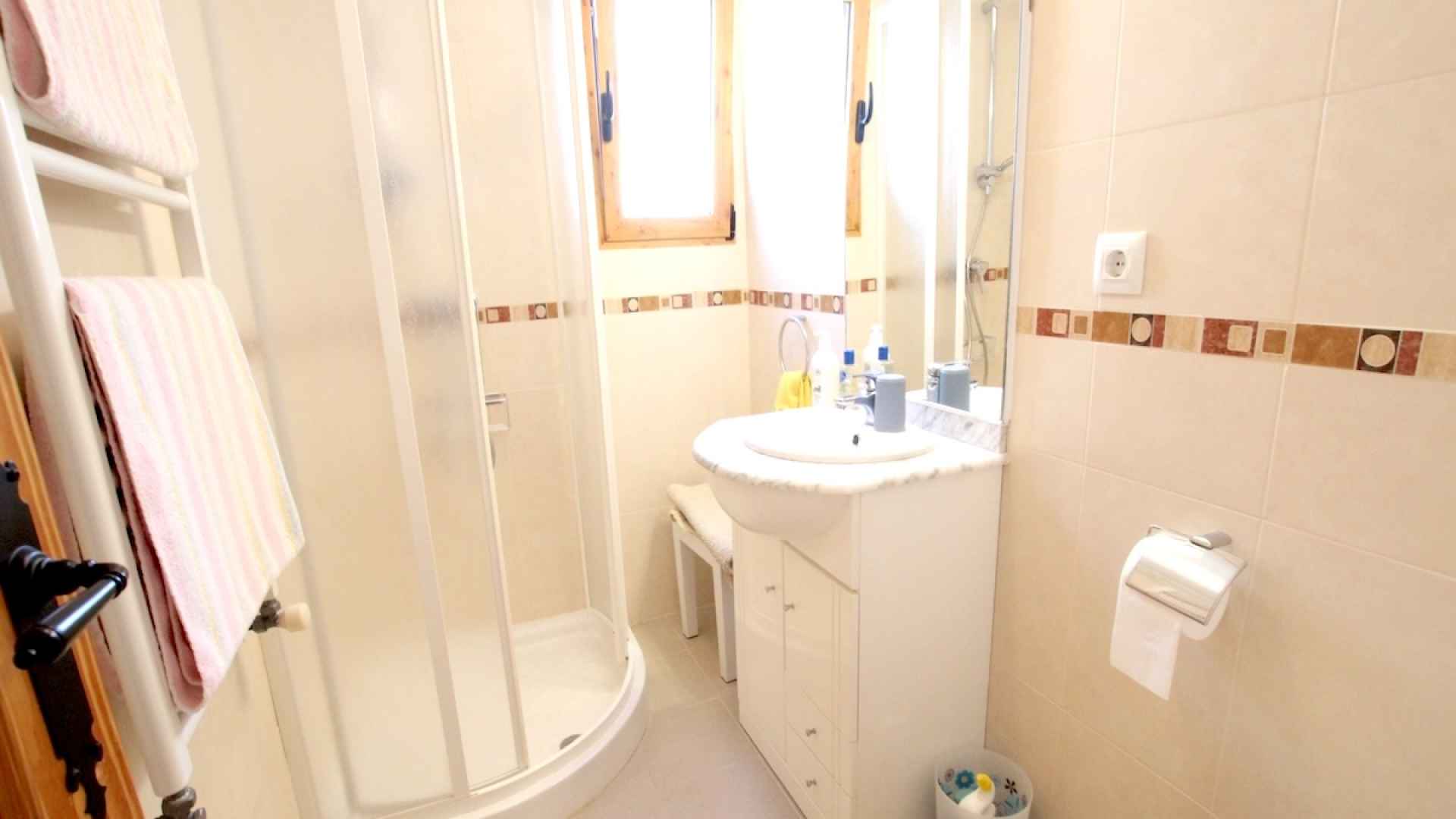 49095_stunning_3_bedroom_coastal_semi_detached_villa_280725133537_img_5551