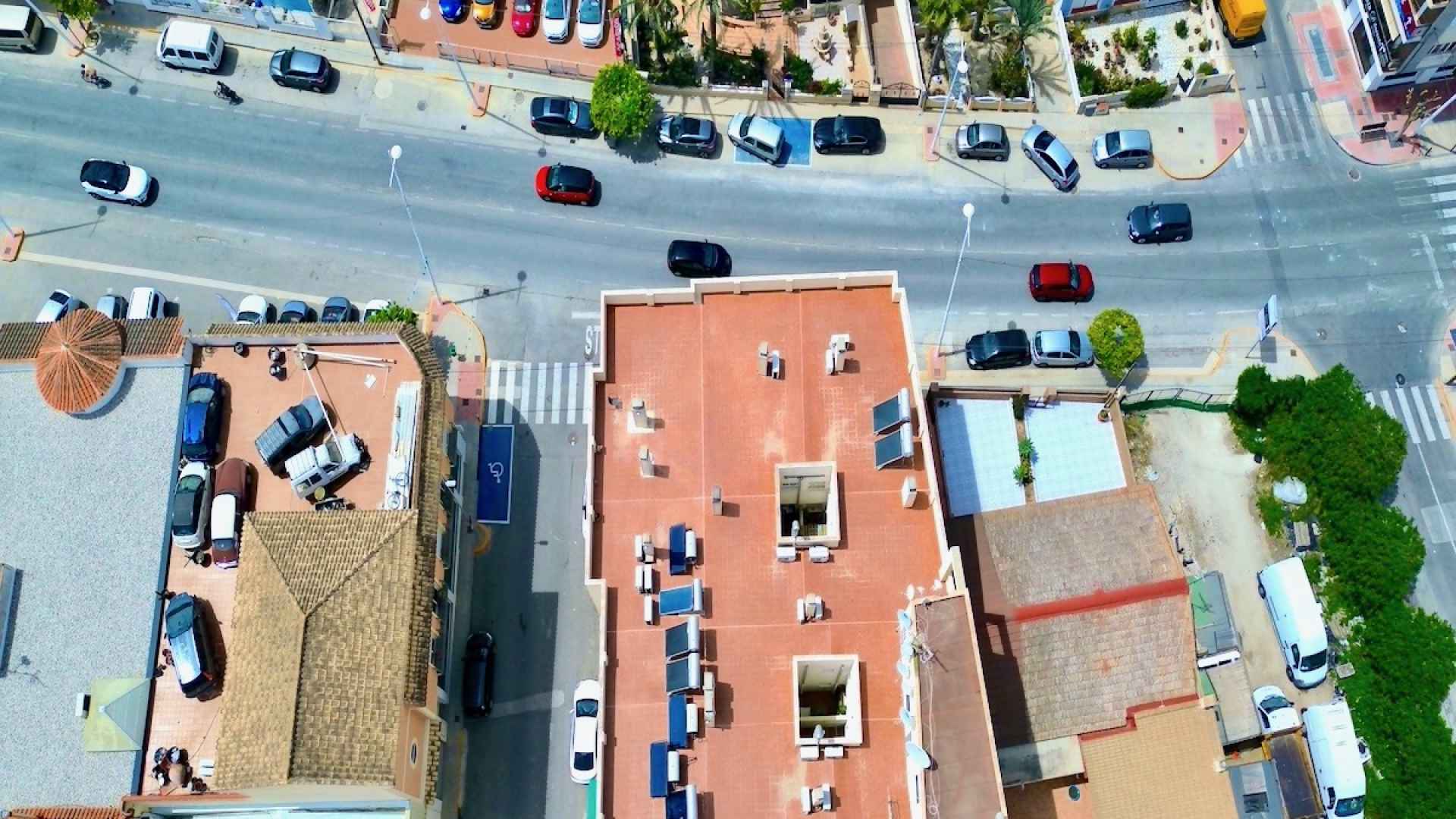 49043_spacious_2_bed_top_floor_apartment_benijofar_high_street_110625164840_48436_spacious_2_bed_top_floor_apartment_benijofar_high_street_260424150725_dji_0135