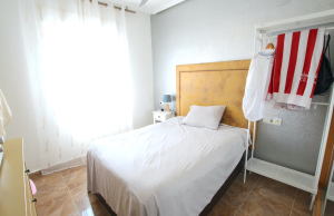 49043_spacious_2_bed_top_floor_apartment_benijofar_high_street_110625164930_img_4280
