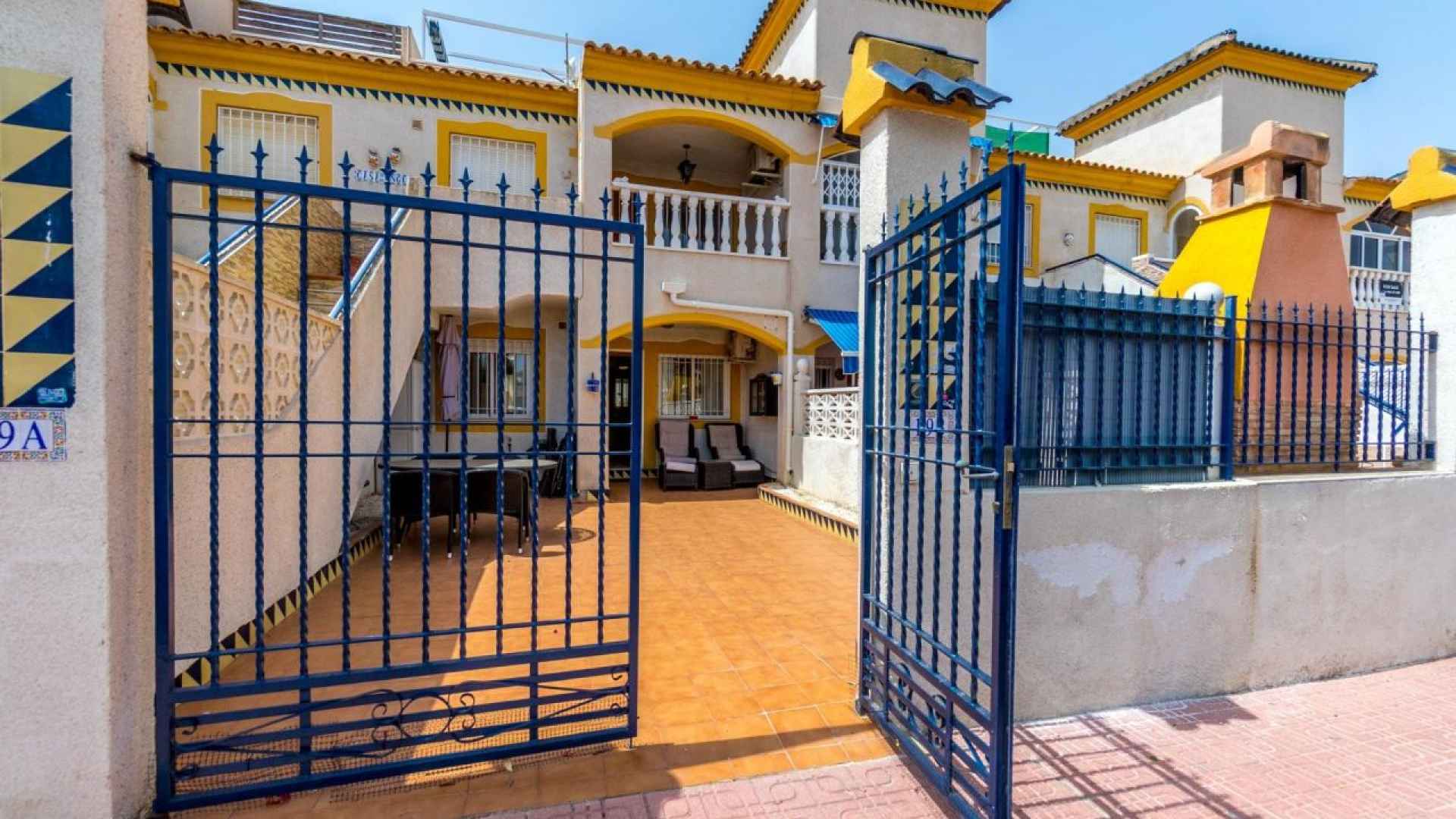 resale-ground-floor-torrevieja-pueblo-centro_160861_xl (1)