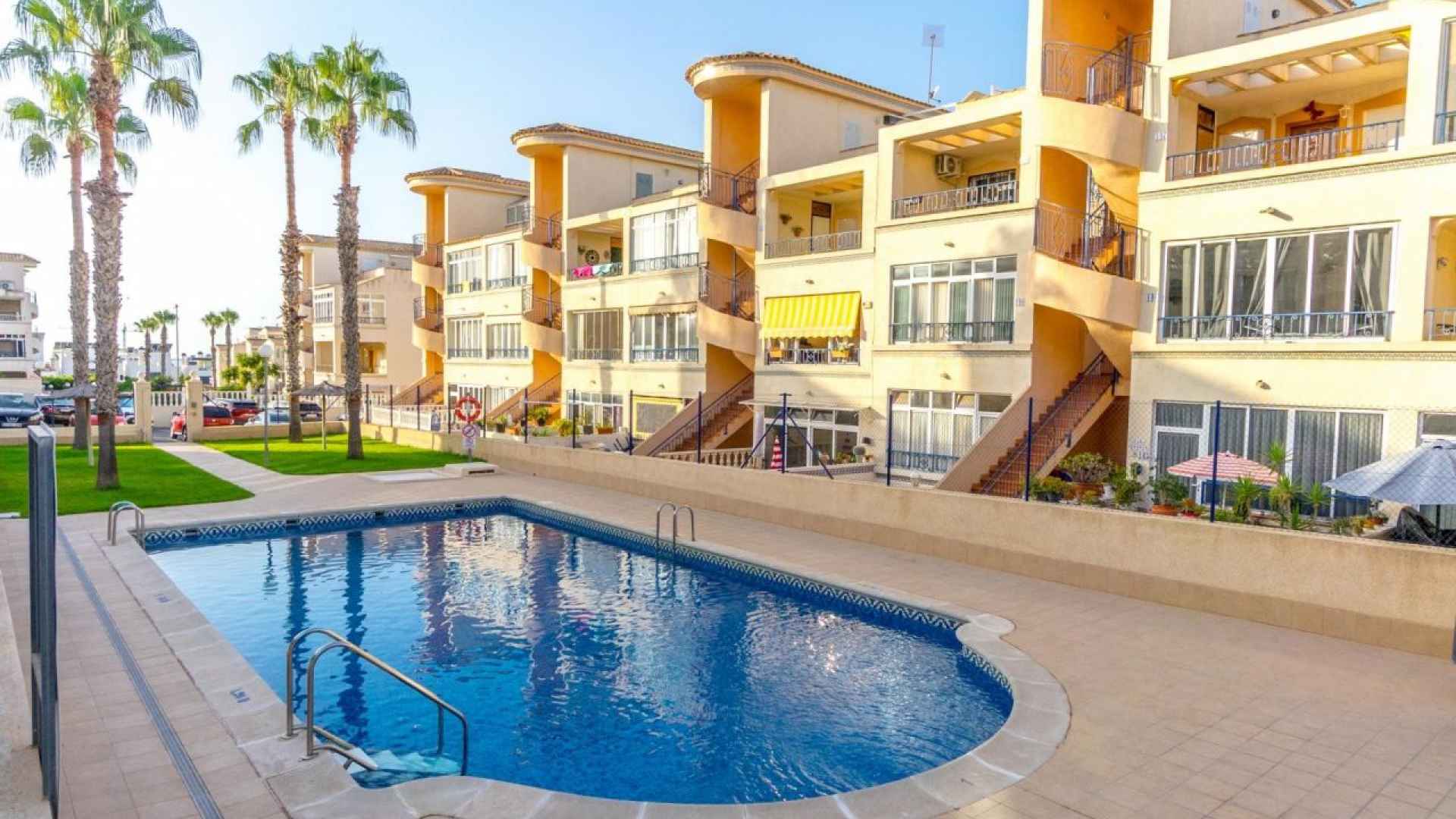resale-penthouse-top-floor-orihuela-costa-la-cinuelica_161389_xl