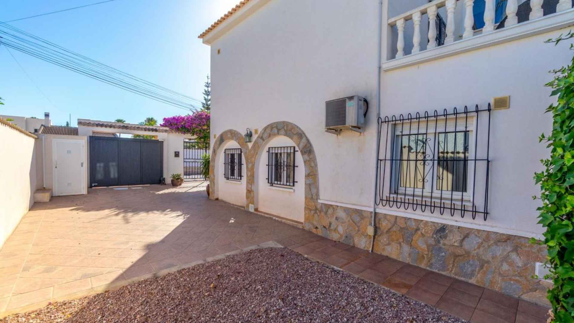 resale-detached-villa-torrevieja-el-chaparral_161473_xl