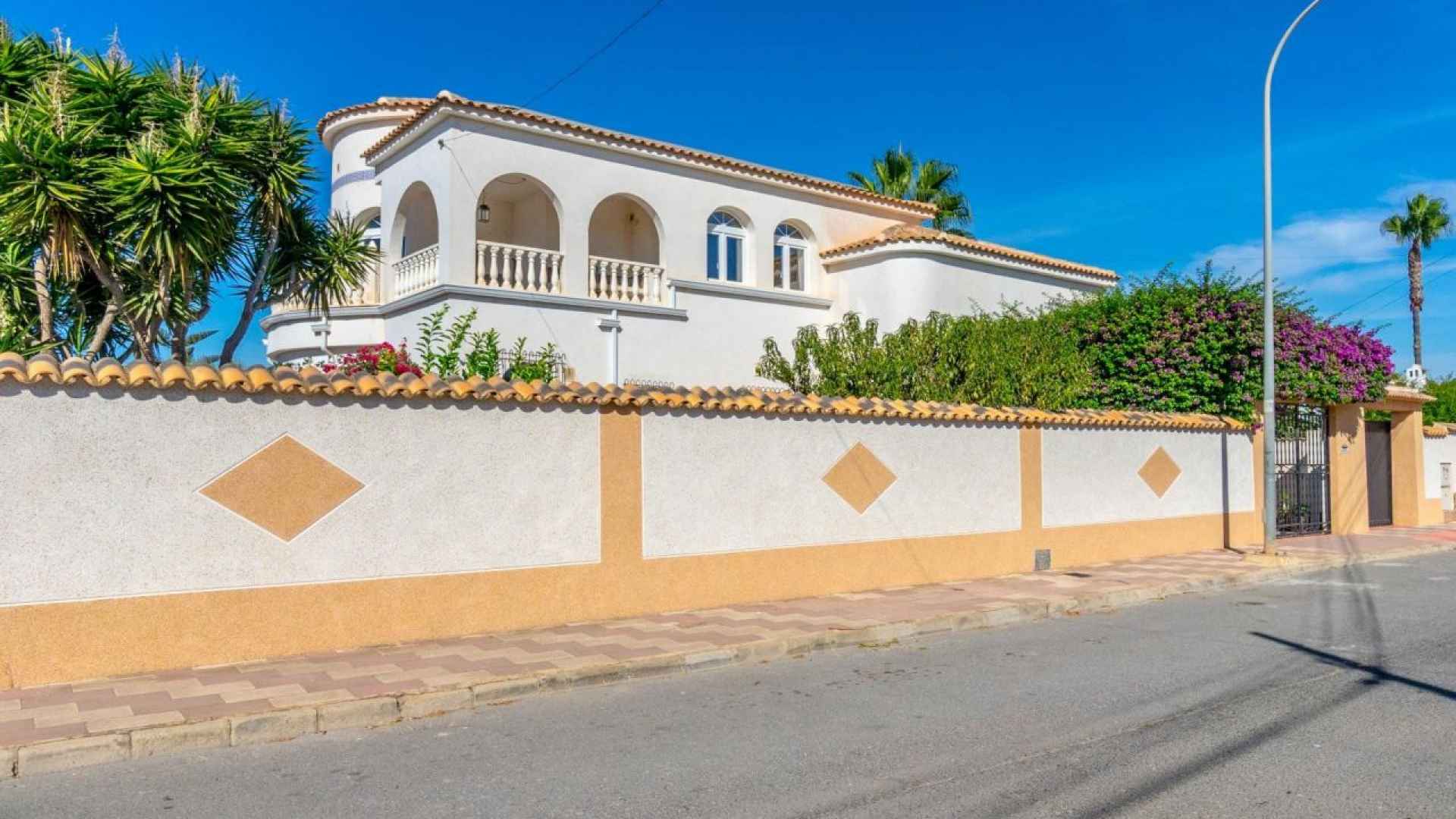resale-detached-villa-torrevieja-el-chaparral_161475_xl