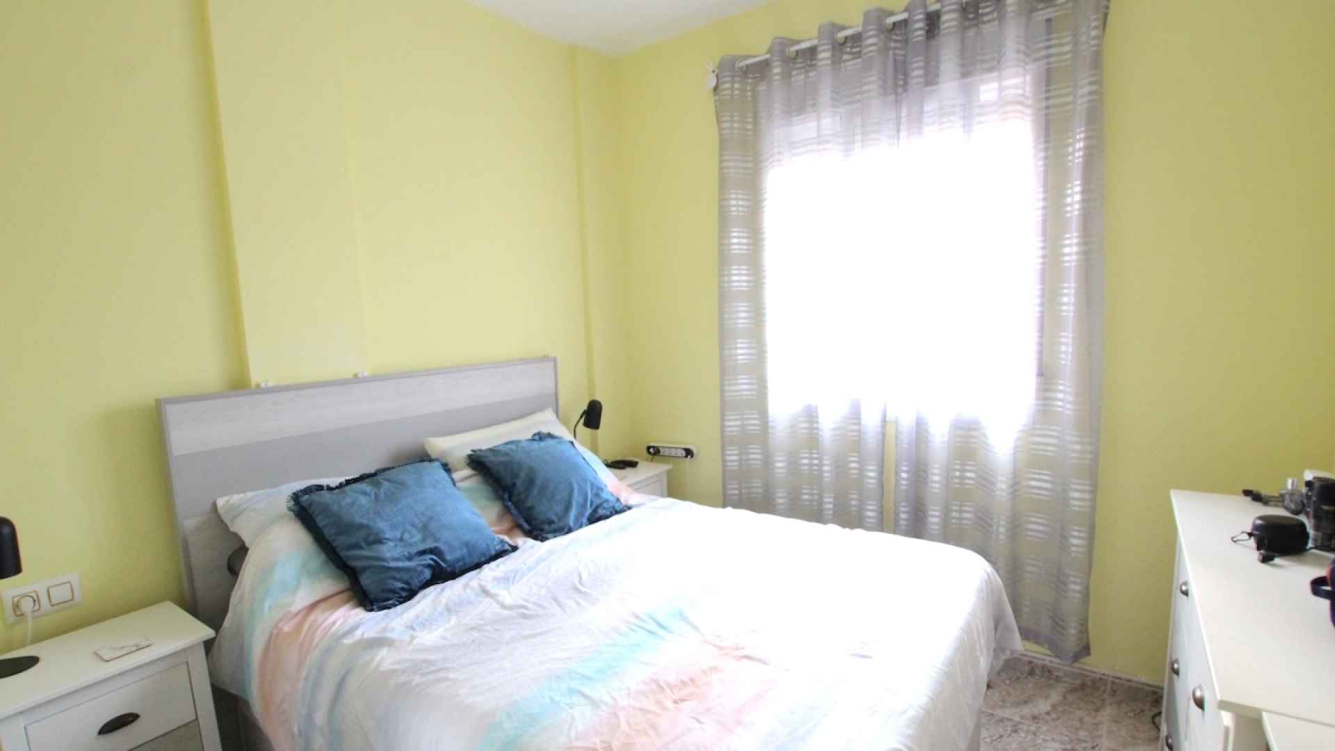 49112_wonderful_2_bed_ground_floor_apartment_with_great_outdoor_space_190825115245_img_5753