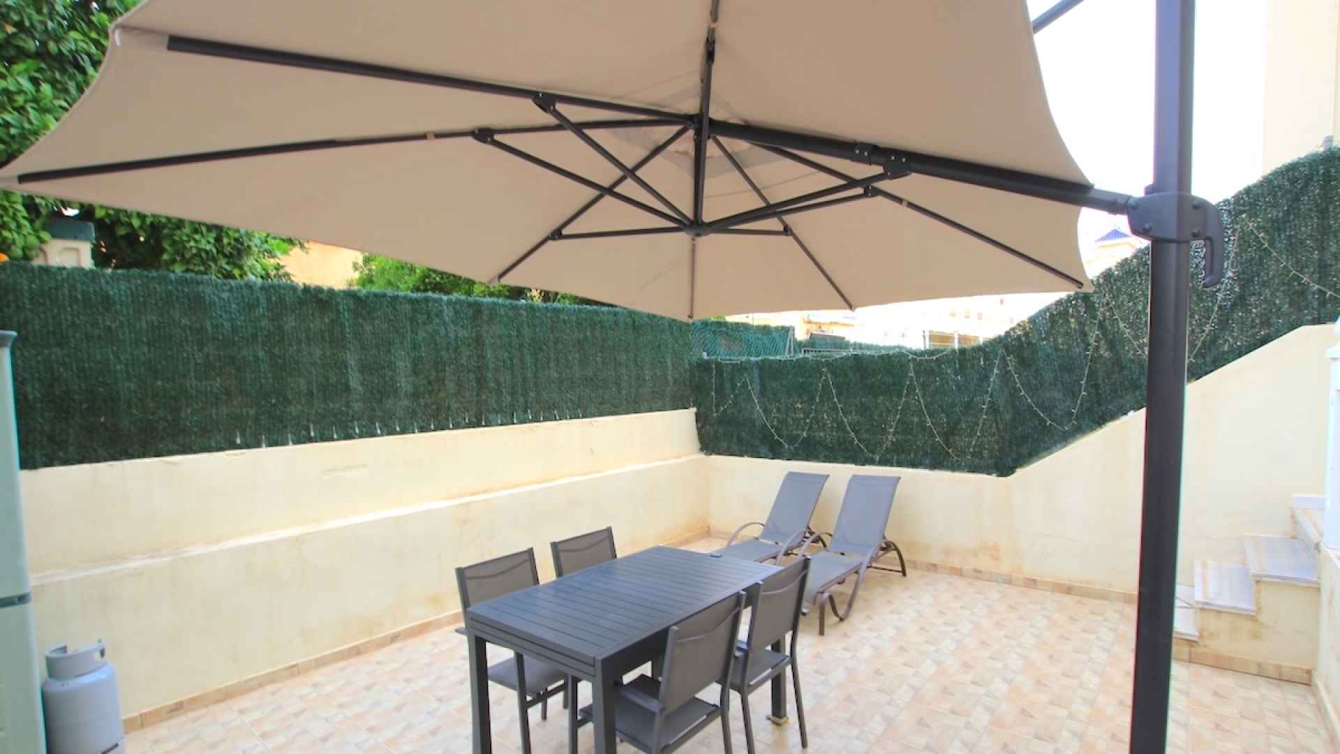 49112_wonderful_2_bed_ground_floor_apartment_with_great_outdoor_space_190825115248_img_5773