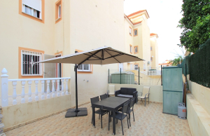 49112_wonderful_2_bed_ground_floor_apartment_with_great_outdoor_space_190825115246_img_5767