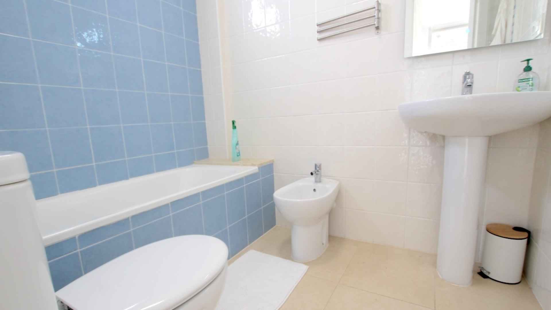 49115_stylish_3_bed_3_bath_semi_detached_villa_with_pool_views_250825141903_img_5978