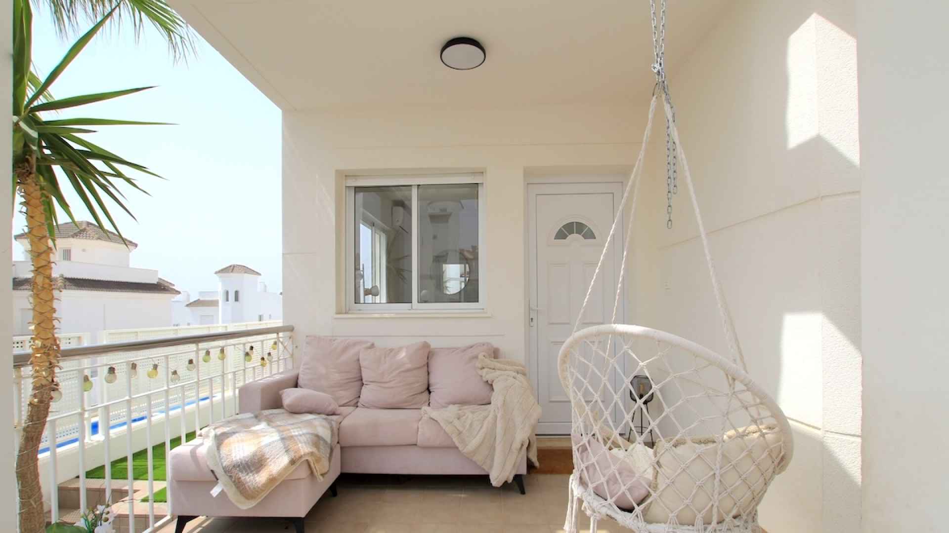 49115_stylish_3_bed_3_bath_semi_detached_villa_with_pool_views_250825141904_img_5916