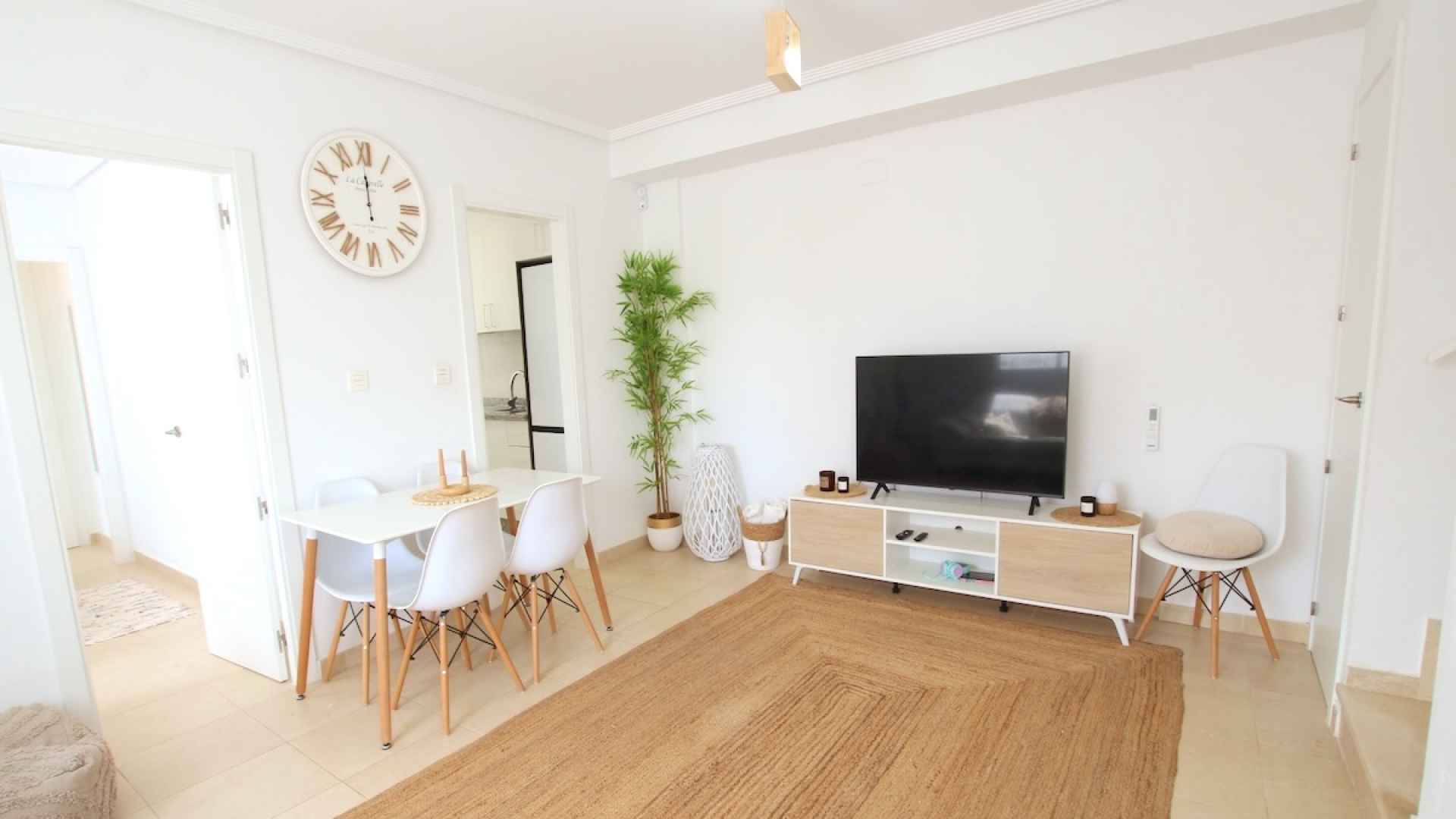 49115_stylish_3_bed_3_bath_semi_detached_villa_with_pool_views_250825141904_img_5919
