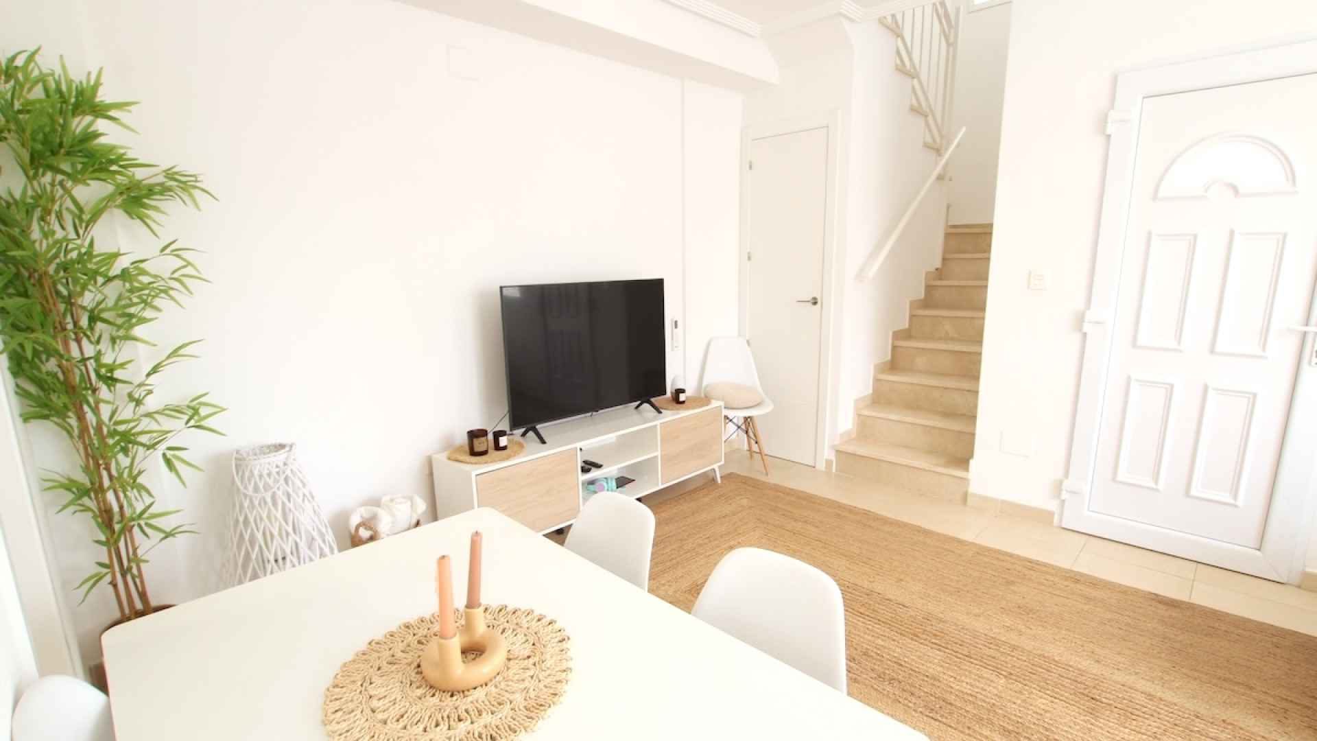 49115_stylish_3_bed_3_bath_semi_detached_villa_with_pool_views_250825141904_img_5937