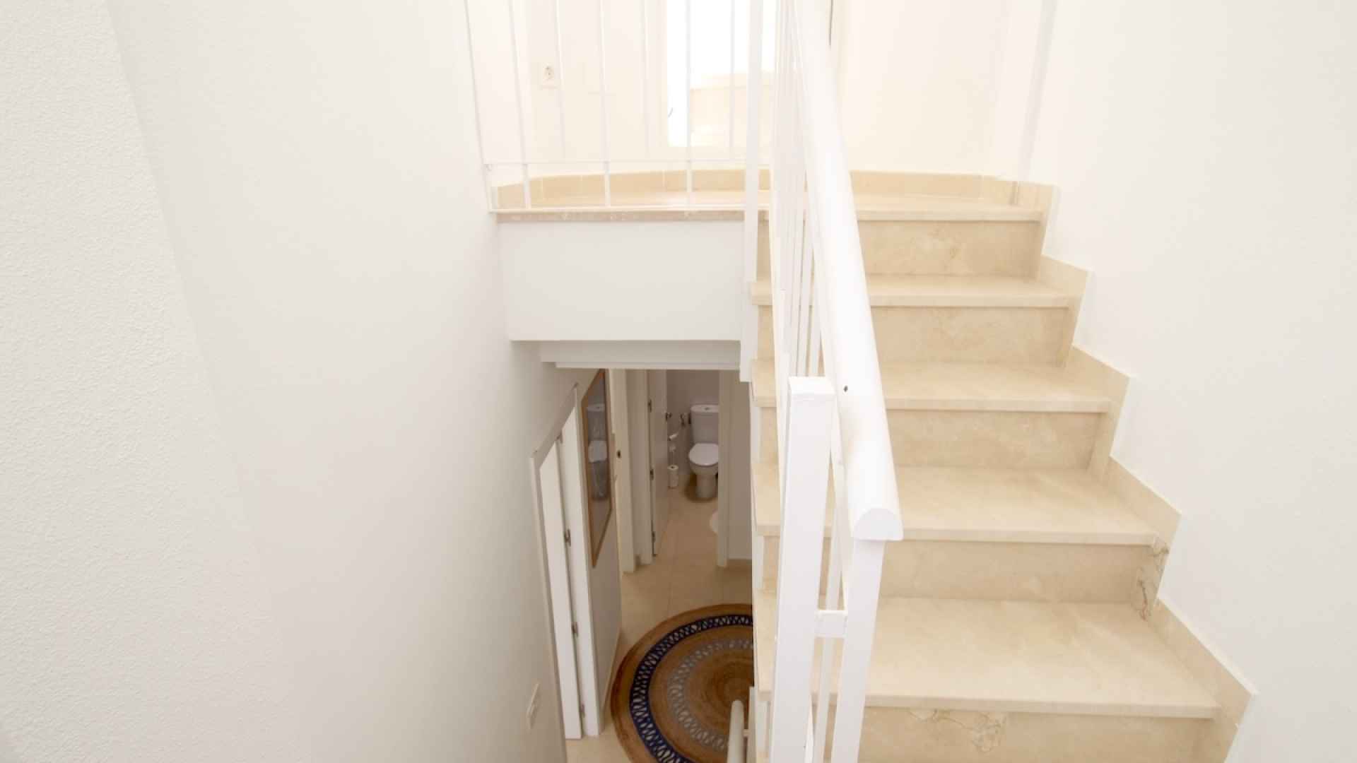 49115_stylish_3_bed_3_bath_semi_detached_villa_with_pool_views_250825141904_img_5985