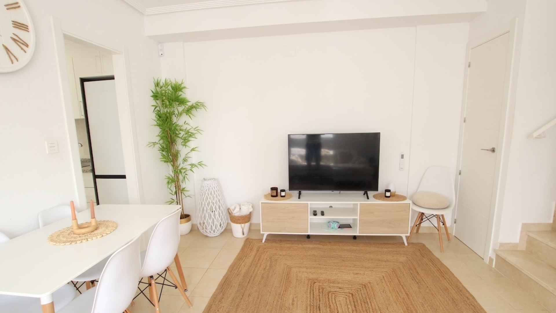 49115_stylish_3_bed_3_bath_semi_detached_villa_with_pool_views_250825141905_img_5925