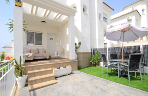 49115_stylish_3_bed_3_bath_semi_detached_villa_with_pool_views_250825141905_img_5910