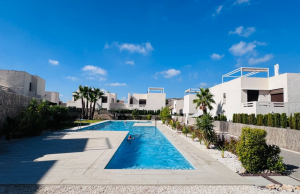 200-4299, Two Bedroom, Ground Floor Apartment 
