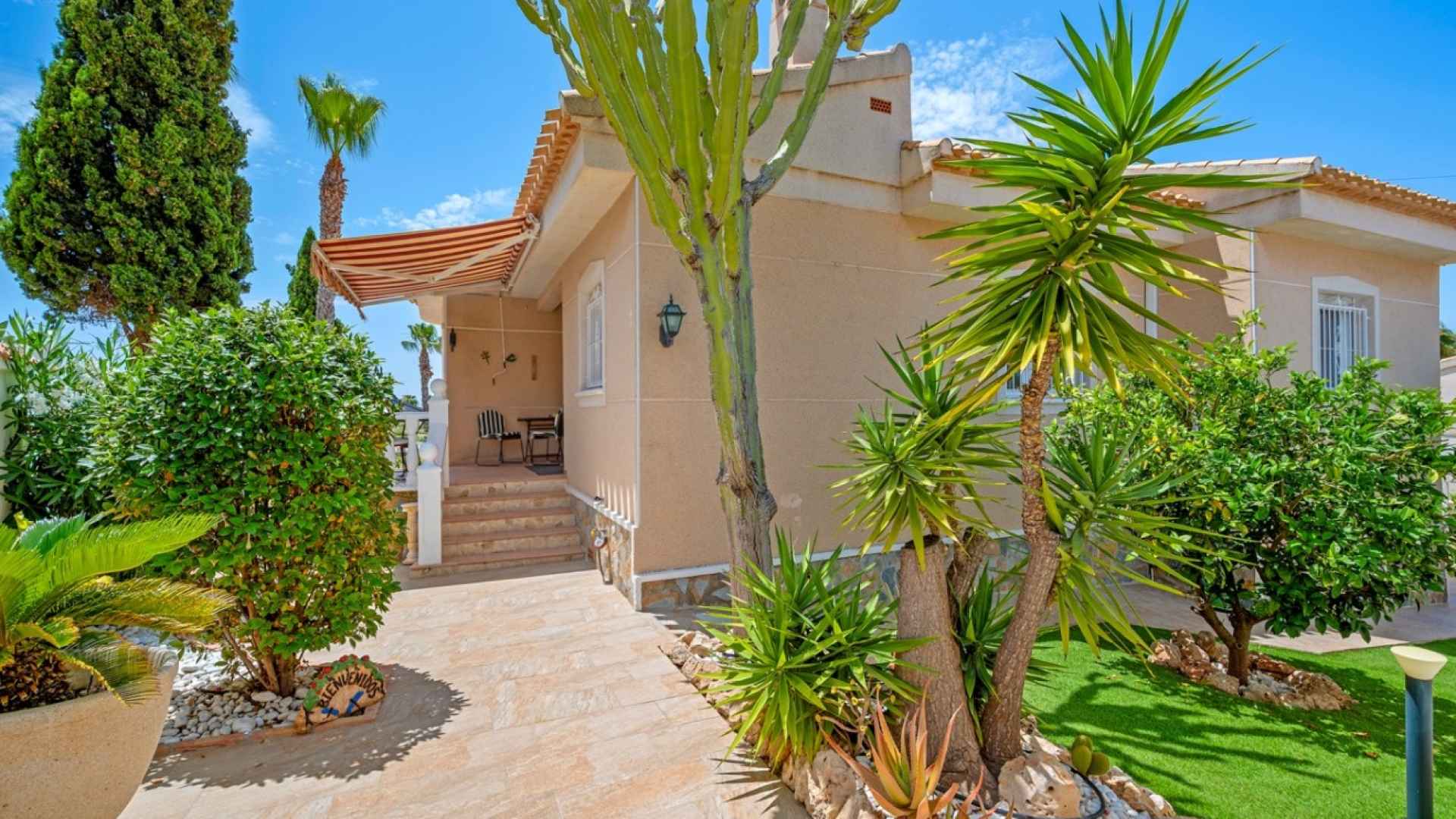 sale-villa-ciudad-quesada-rojales_234551_lg