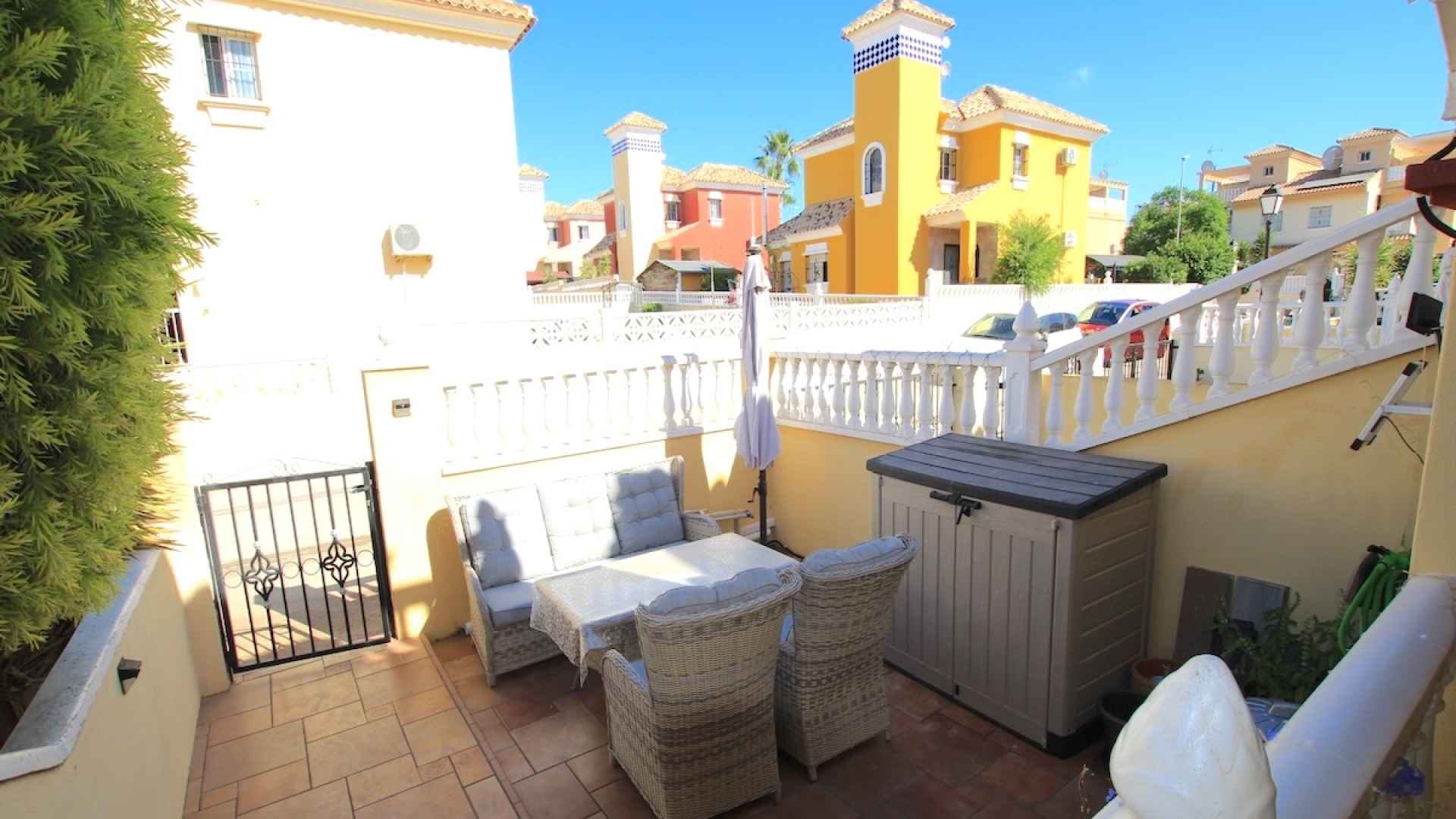 49146_bright_and_spacious_3_bedroom_townhouse_in_lo_crispin_160925190109_img_7097